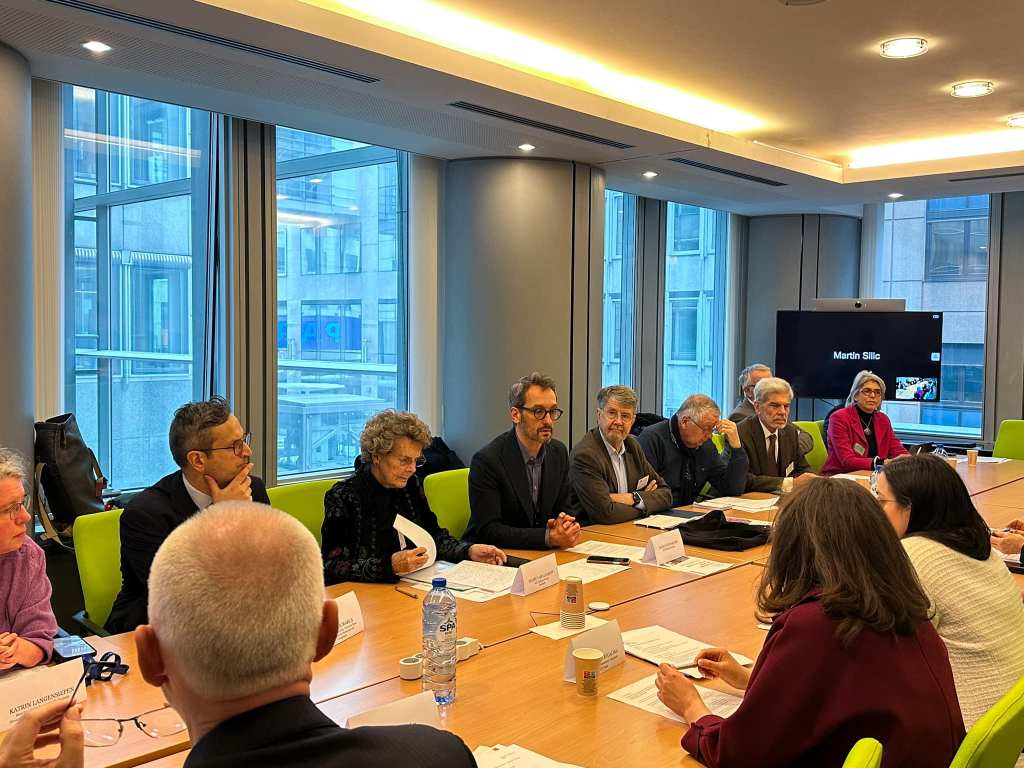 AGE Manifesto launched at the European Parliament