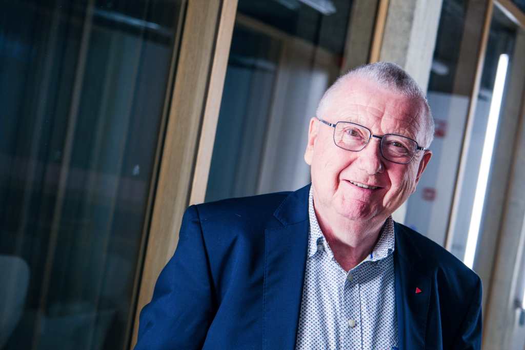 Jos Bertrand

ESO (European Senior Organisation) and PES-Seniors